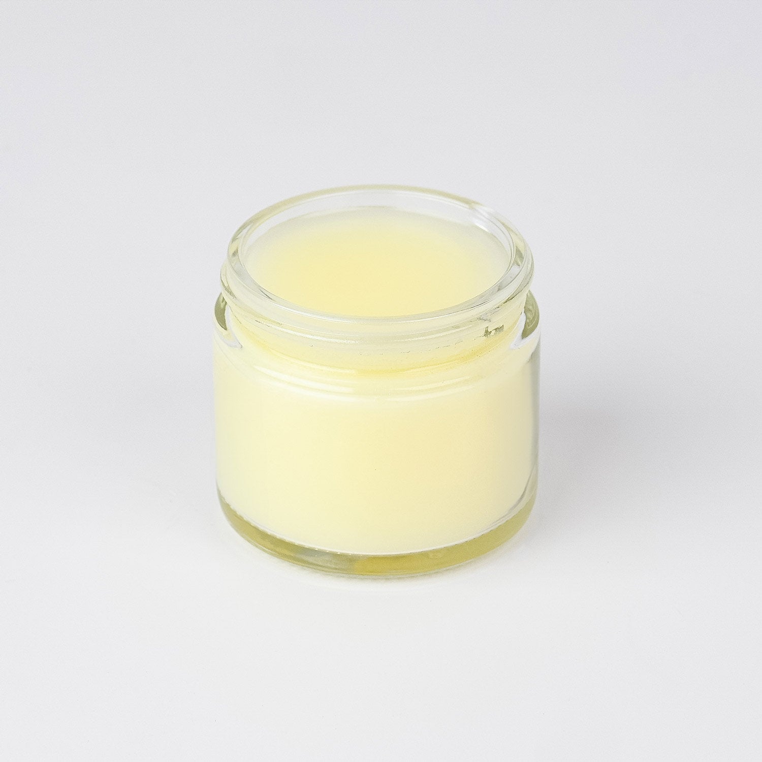 Healing Properties Tallow has natural anti-inflammatory properties that can soothe irritated skin and promote healing. Whether you’re dealing with eczema, psoriasis, or simple dryness, our whipped tallow balm can provide comfort.